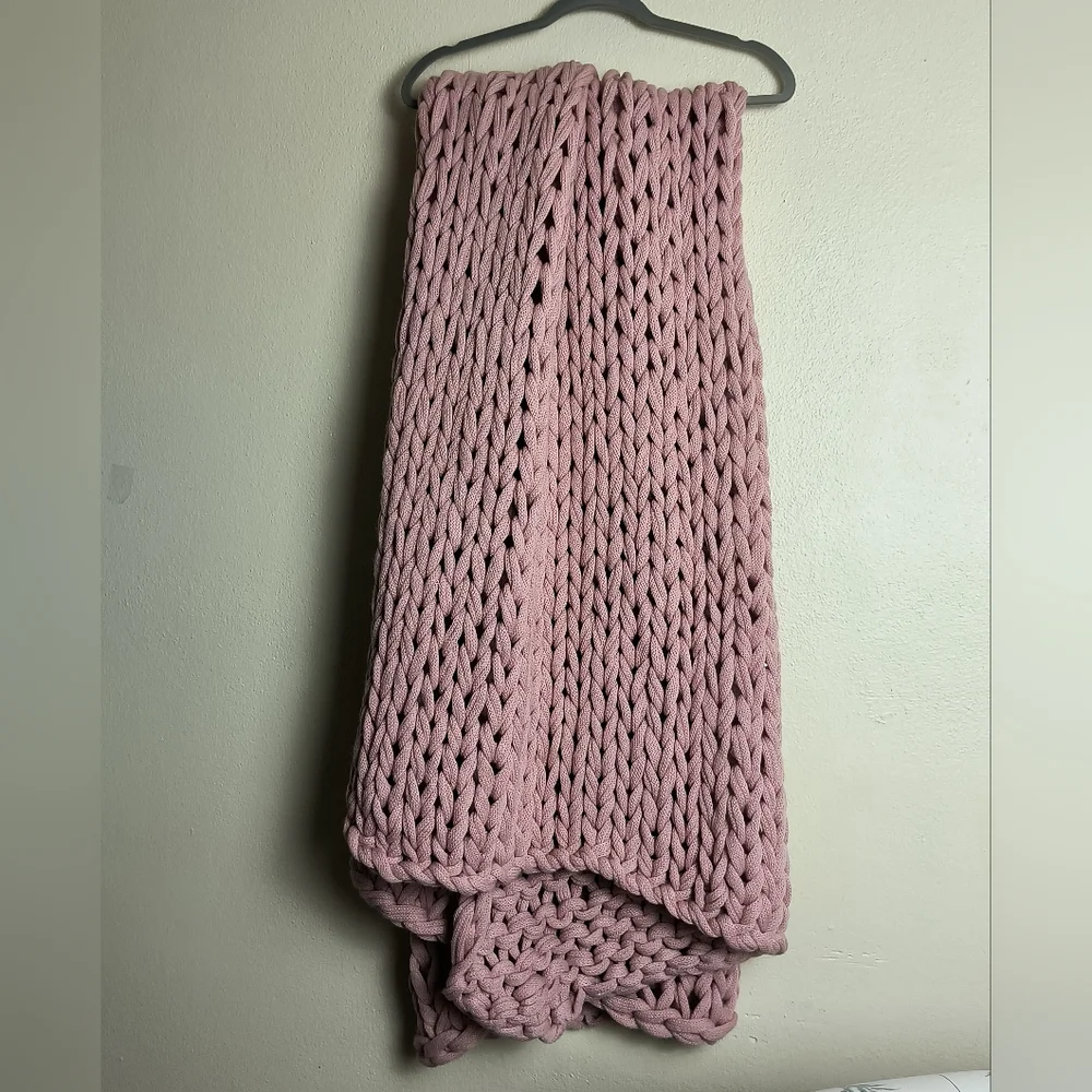 Madison Park Blush Chunky Double Knit Throw Blanket Handmade 50
